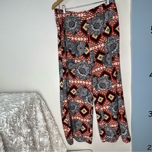 New York & Company Geo Floral Pattern B/W‎ Orange Palazzo Pants Women's 8